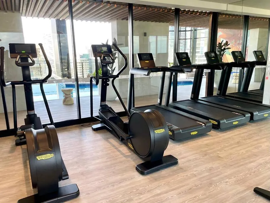 Broadbeach Luxury Casino Riverview Skyline 2Bedroom Apt 48F Gold Coast 0*,  Australia