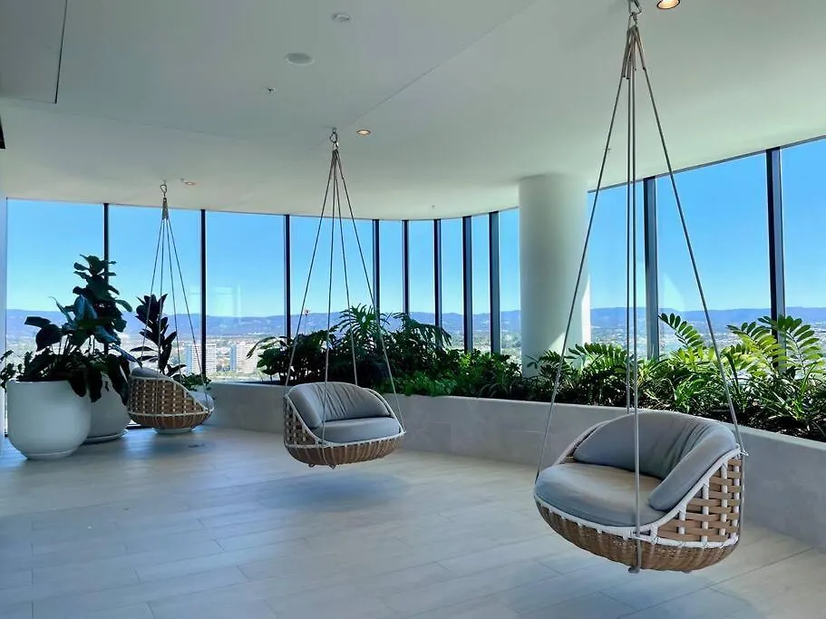 Broadbeach Luxury Casino Riverview Skyline 2Bedroom Apt 48F Gold Coast